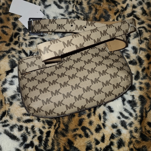 Michael Kors - Picture 5 of 17